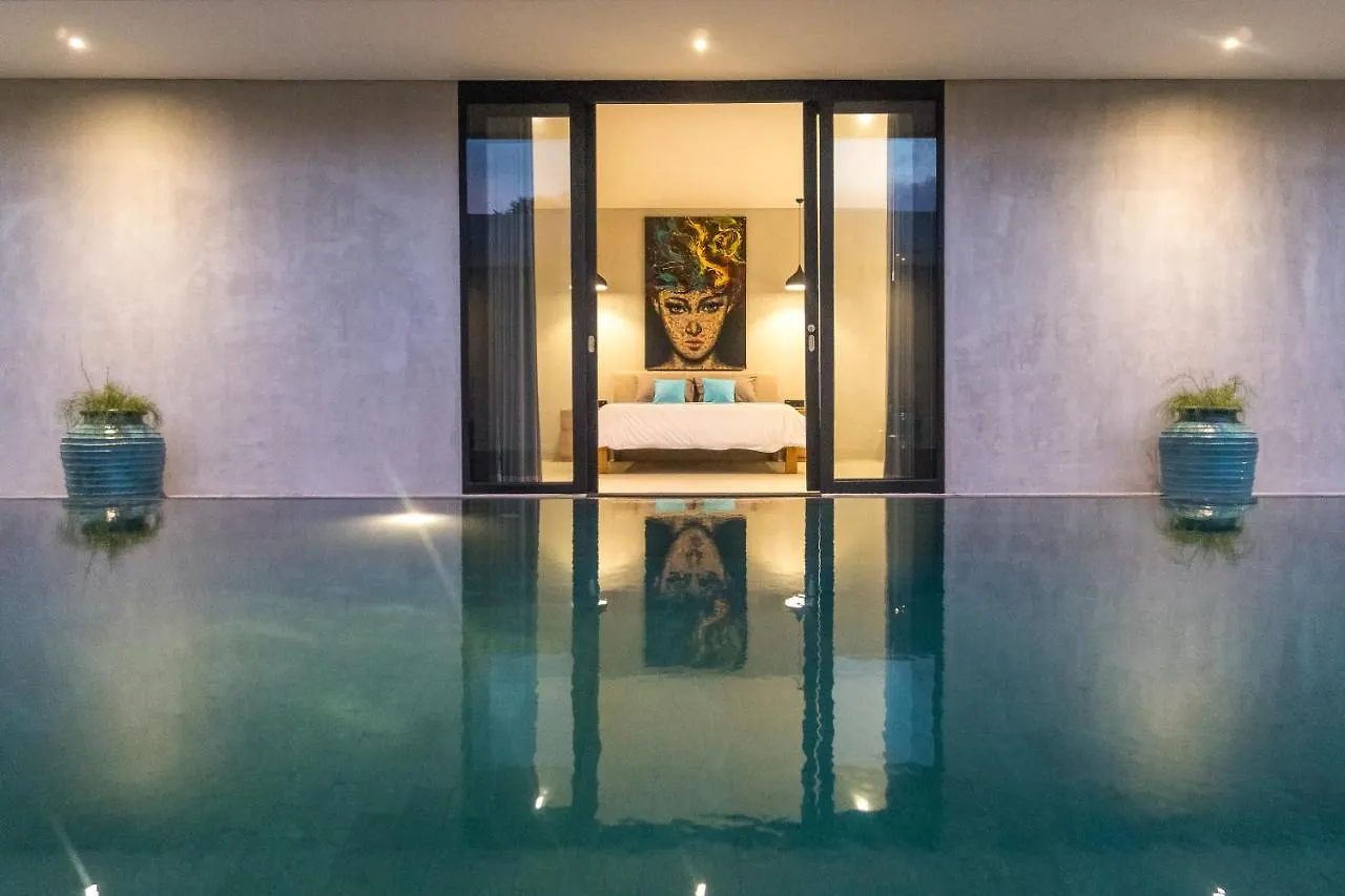 Villa Kalooka, A Vacation In Paradise. Seminyak  Indonesia