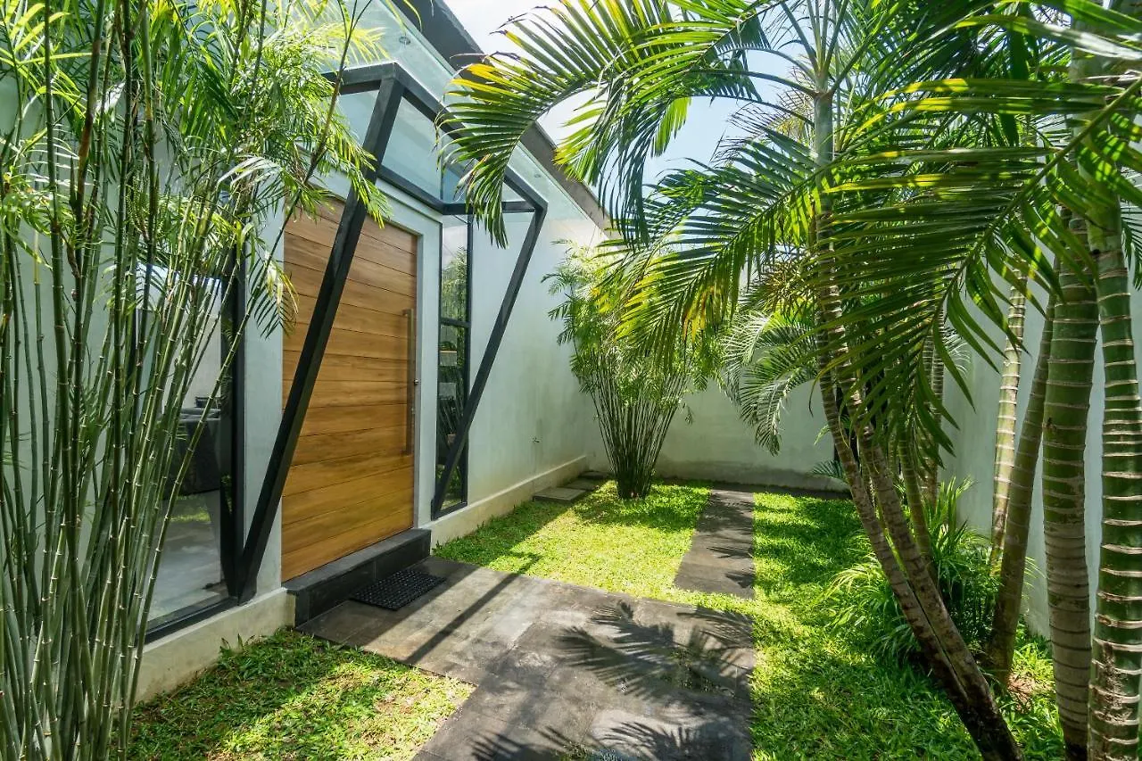Villa Kalooka, A Vacation In Paradise. Seminyak  Indonesia
