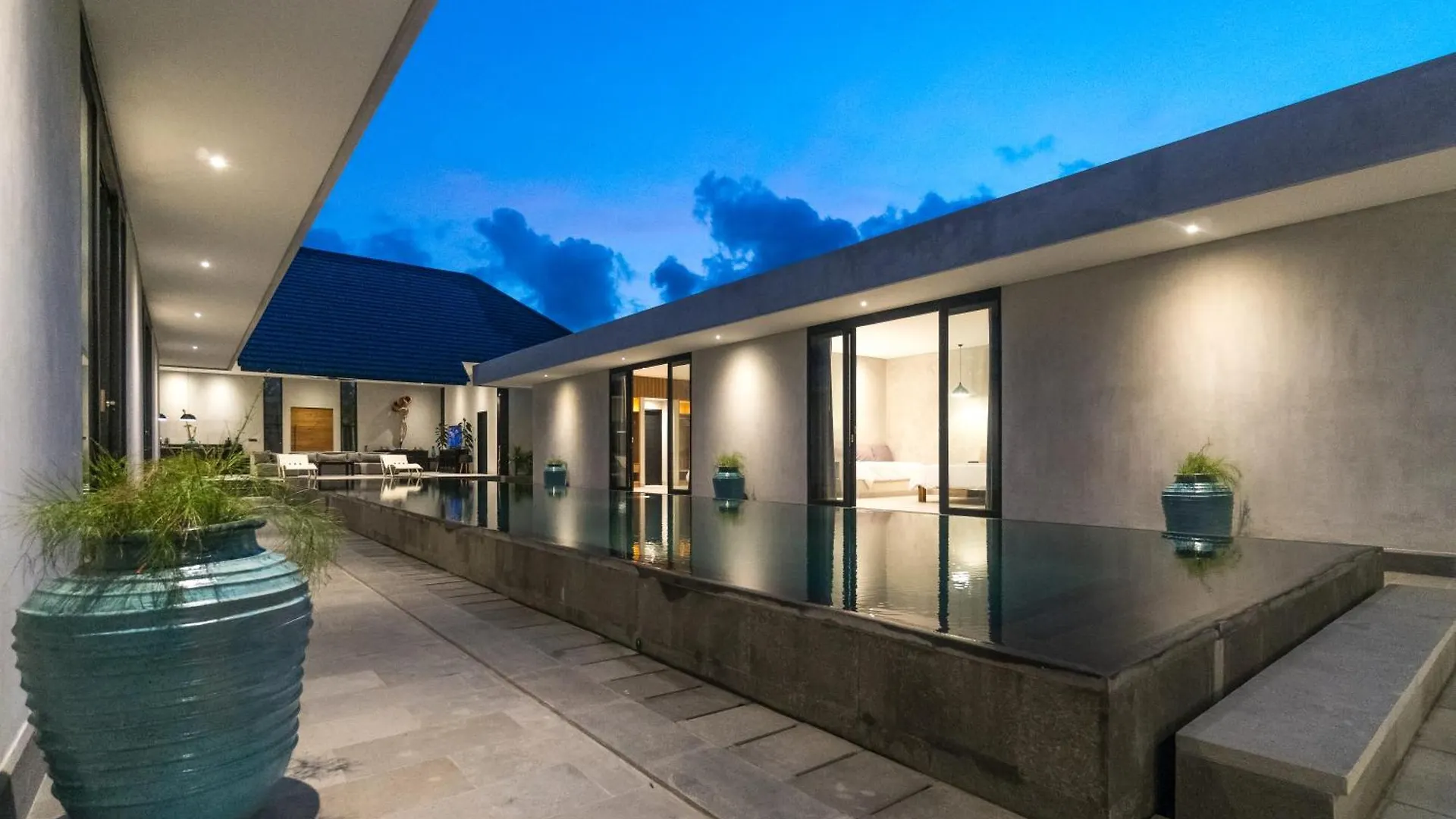 Villa Kalooka, A Vacation In Paradise. Seminyak  Indonesia
